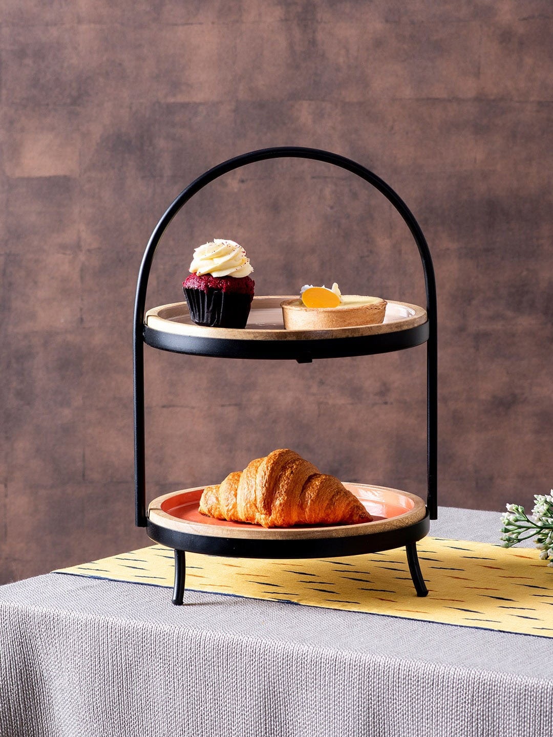 

nestroots Black & Orange 2-Tier Iron Dessert Serveware