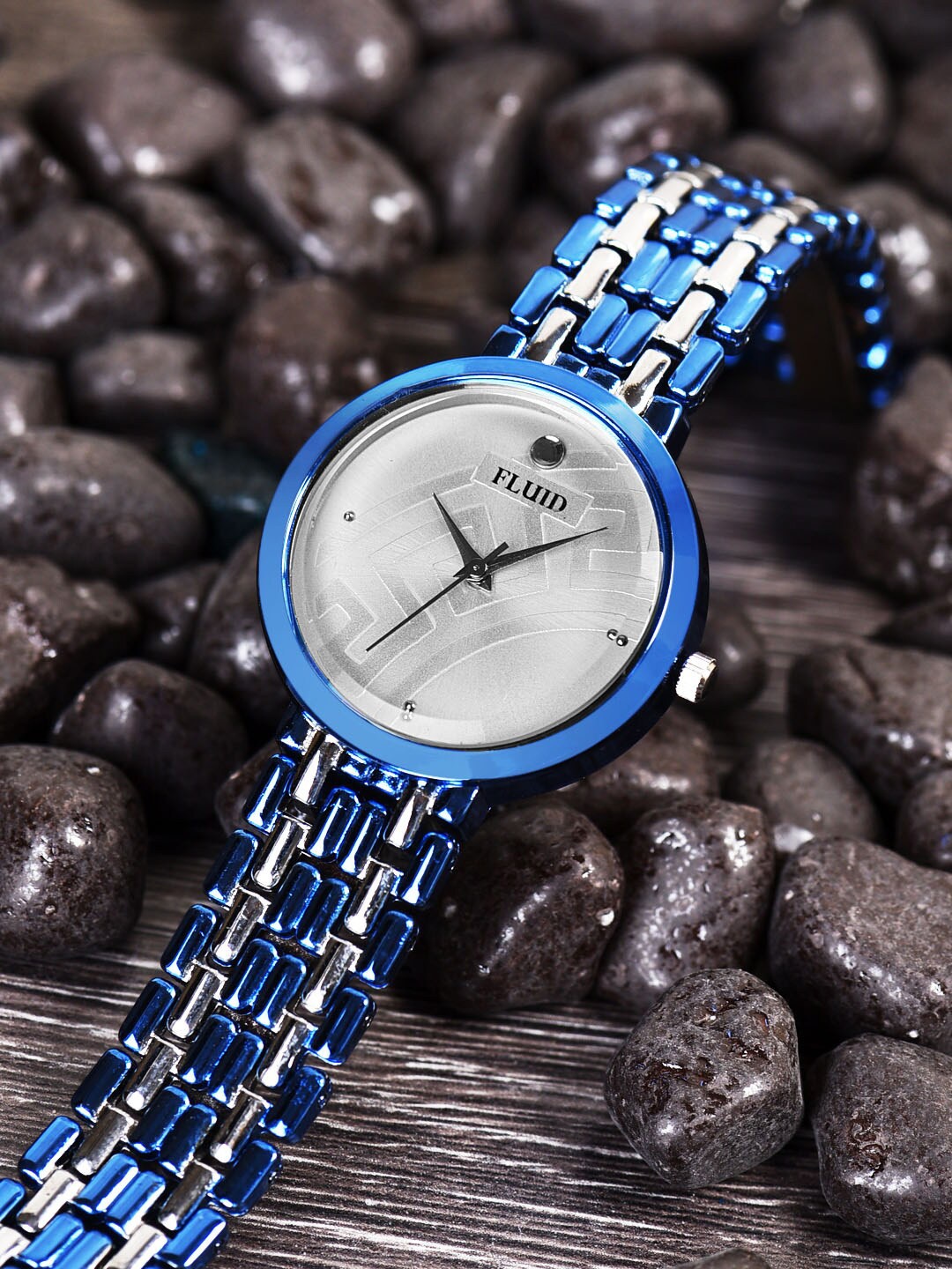 

FLUID Women Bracelet Style Straps Analogue and Digital Watch FLWatch23-012-BL01, Blue