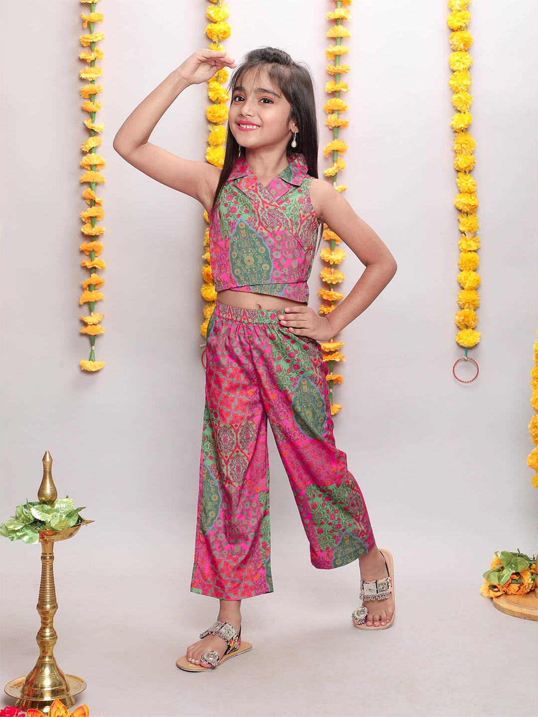 

taffykids Girls Floral Printed Shirt Collar Top with Trousers, Pink