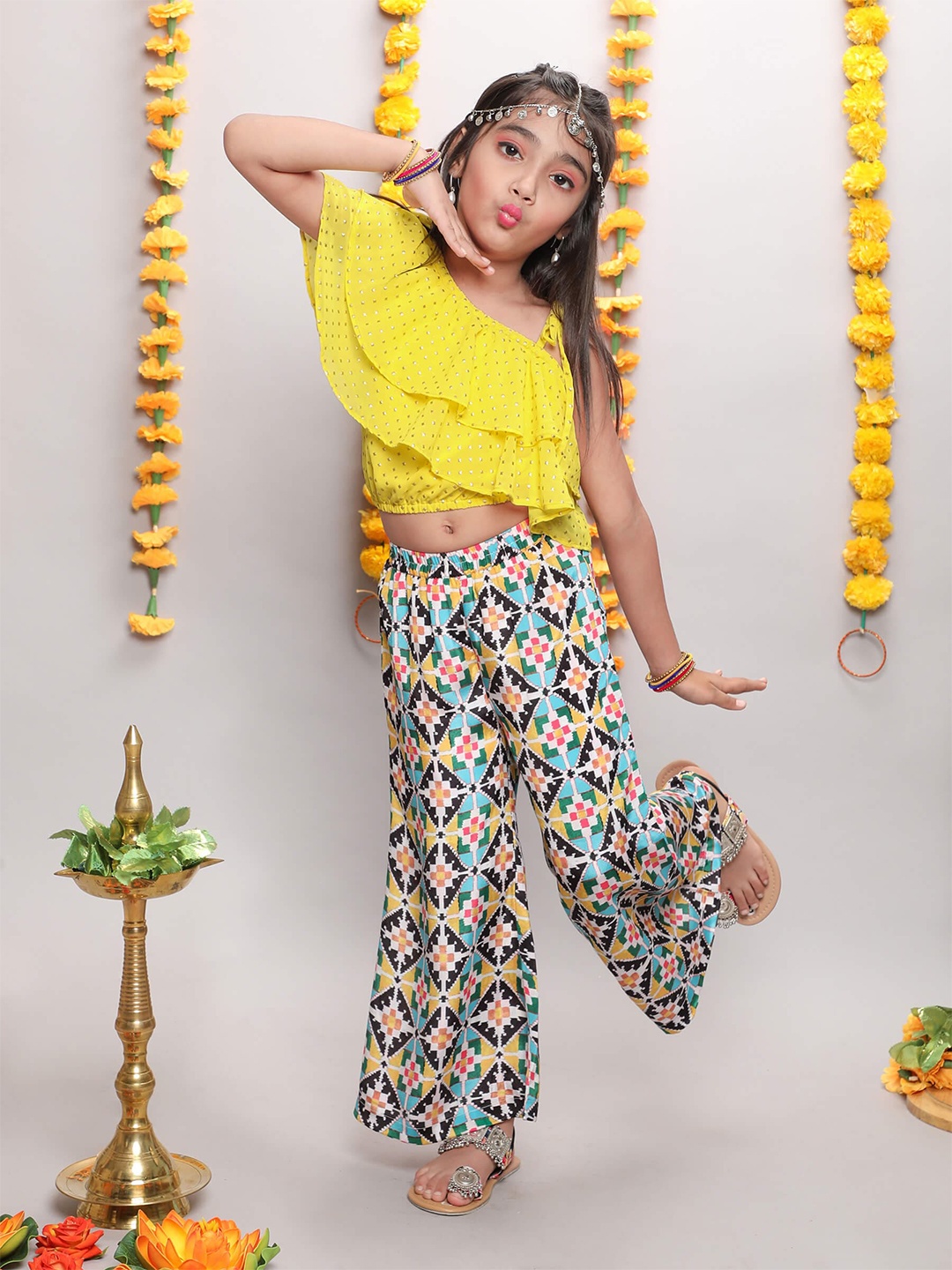 

taffykids Girls Self Design One Shoulder Top With Palazzos, Yellow