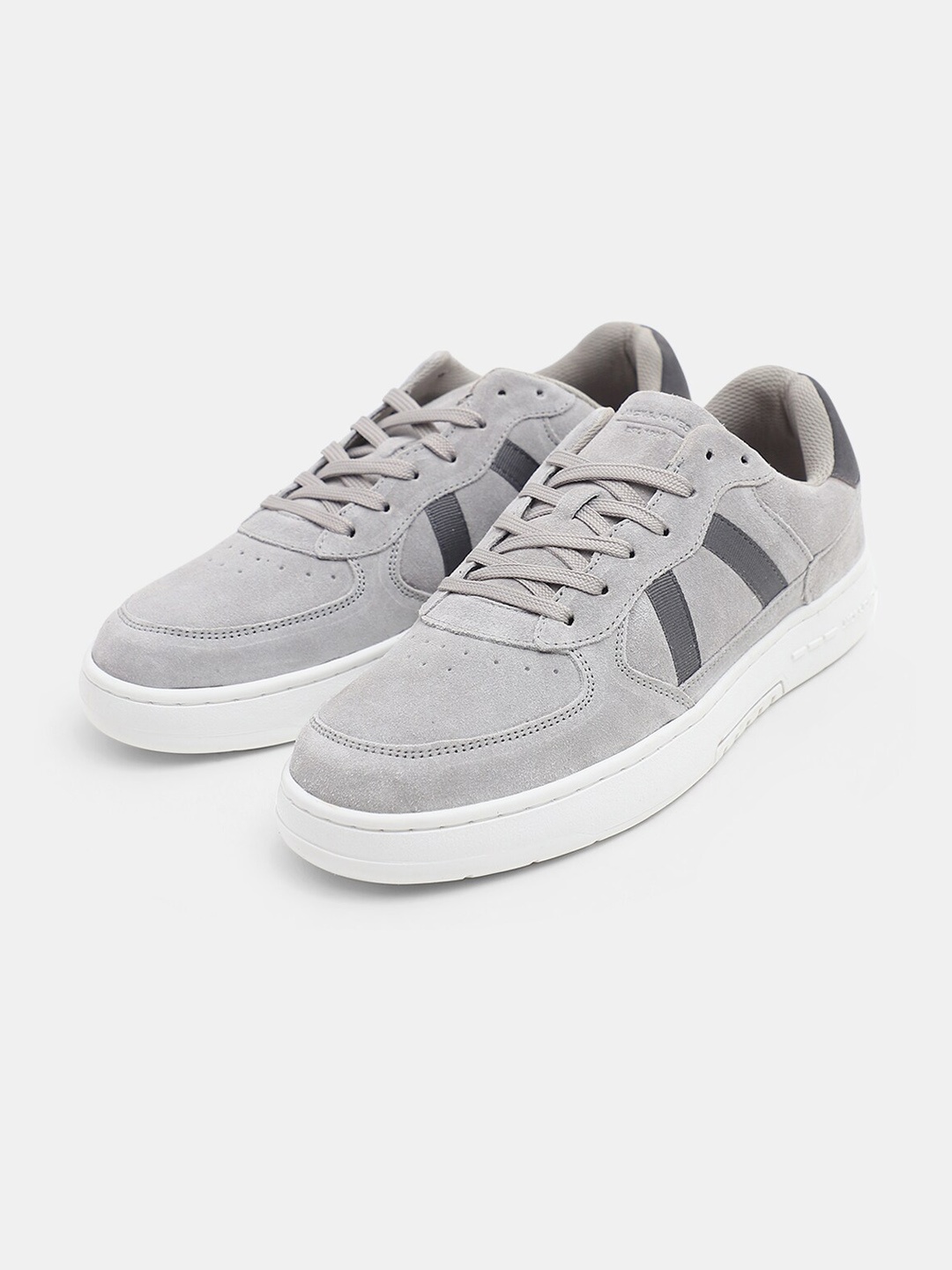 Jack & Jones Men Leather Lace-Up Sneakers, Grey