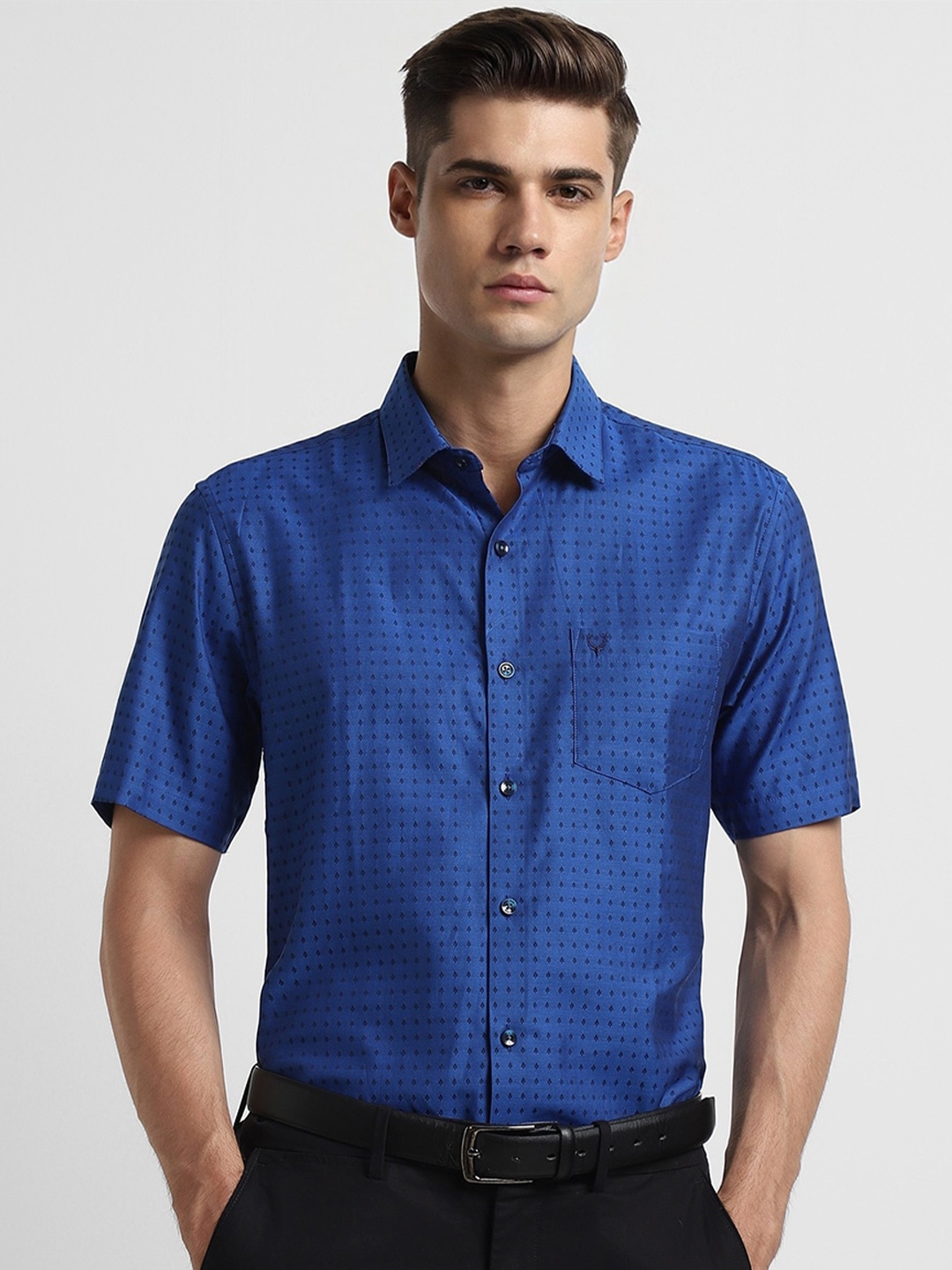 

Allen Solly Textured Slim Fit Pure Cotton Formal Shirt, Blue