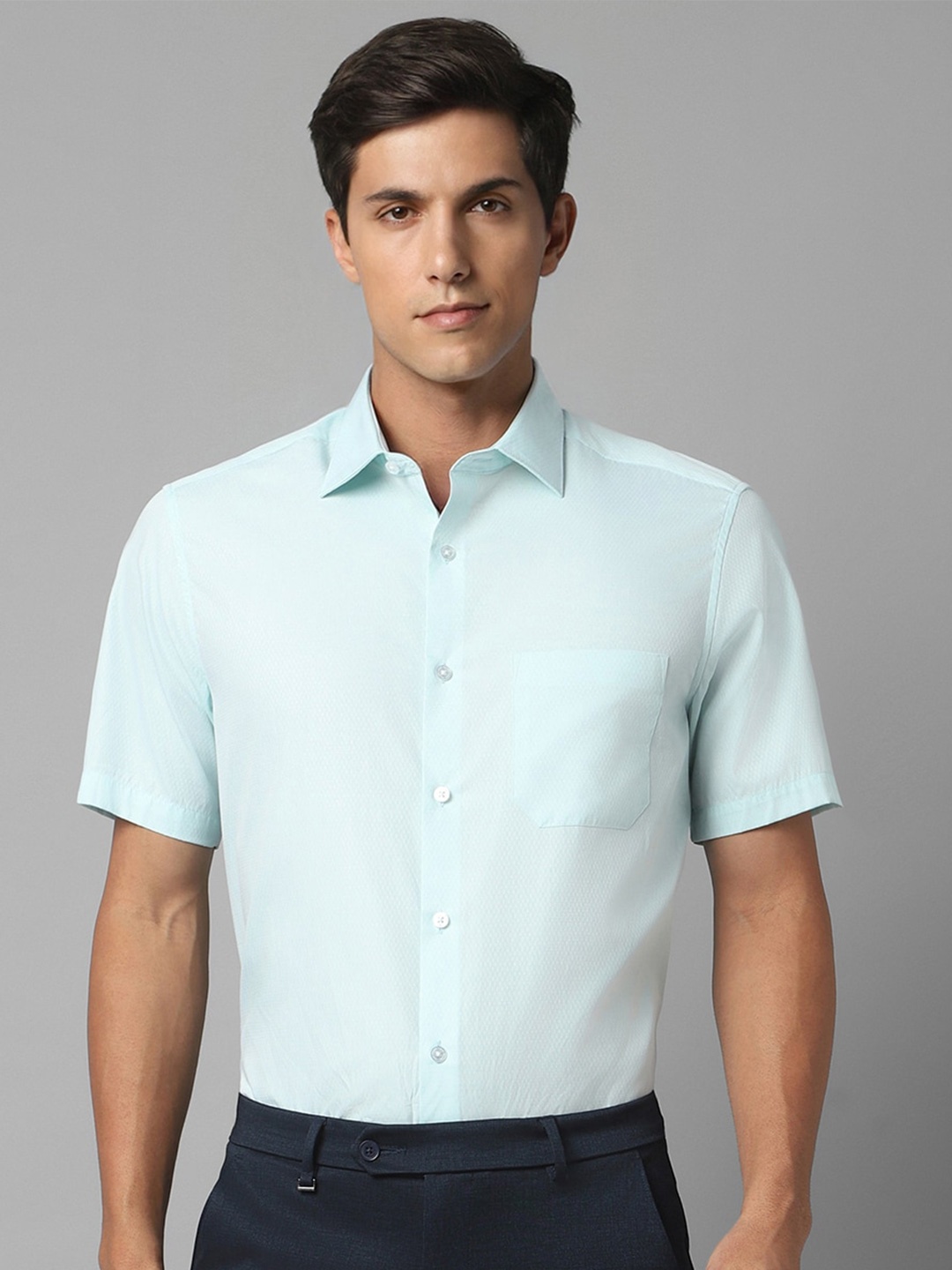 

Louis Philippe Spread Collar Chest Pocket Pure Cotton Formal Shirt, Blue