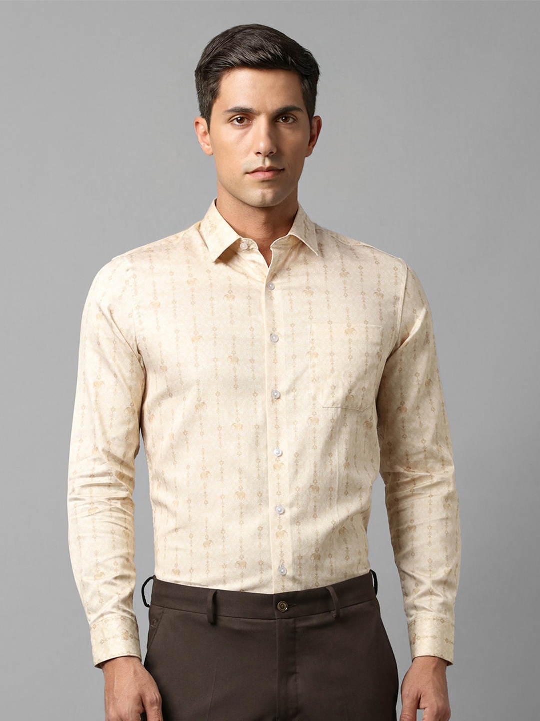 

Louis Philippe Slim Fit Striped Pure Cotton Formal Shirt, Beige