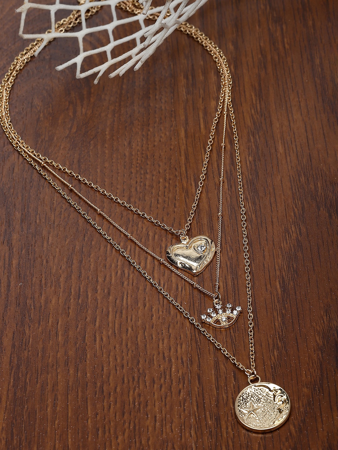 

KARATCART Gold Plated Heart And Eye Layered Chain