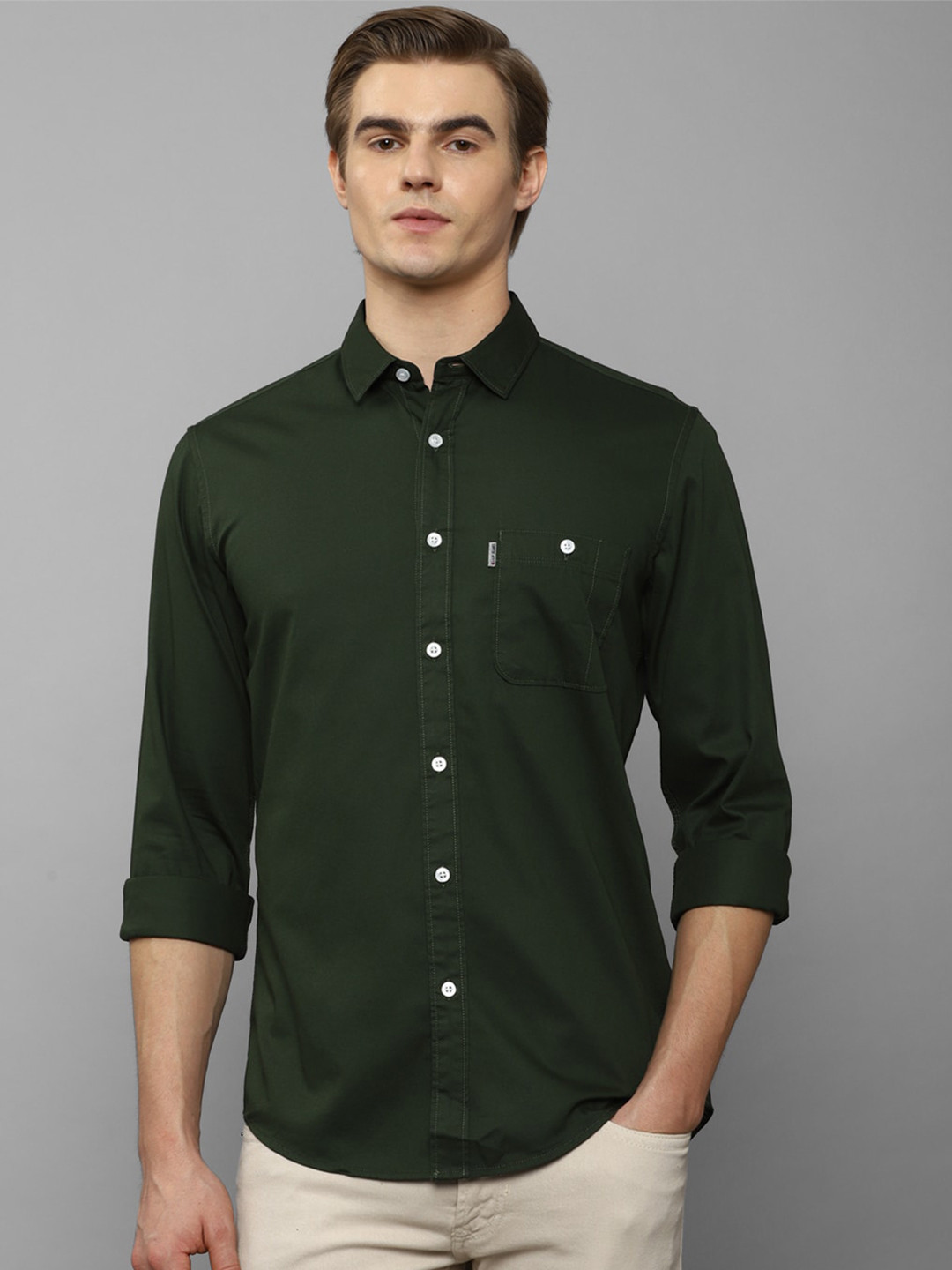 

Louis Philippe Jeans Slim Fit Opaque Pure Cotton Casual Shirt, Green