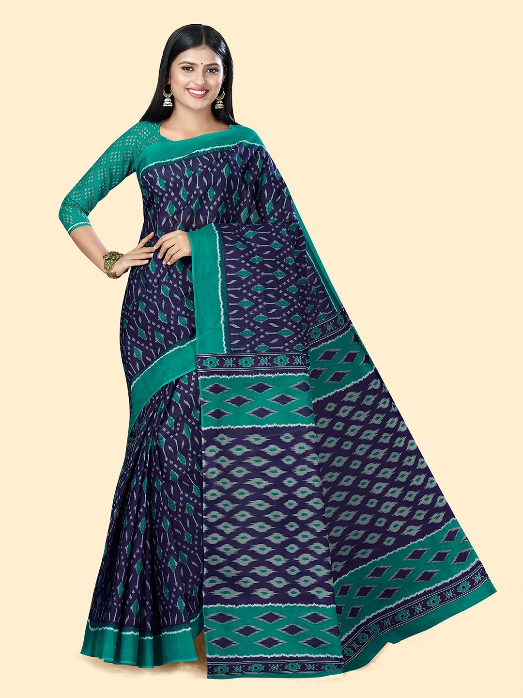 

SHANVIKA Ethnic Motifs Printed Pure Cotton Block Print Saree, Violet