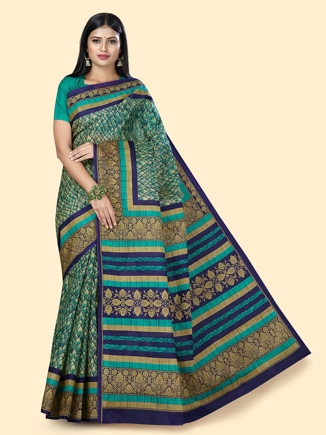 

SHANVIKA Geometric Printed Pure Cotton Saree, Green