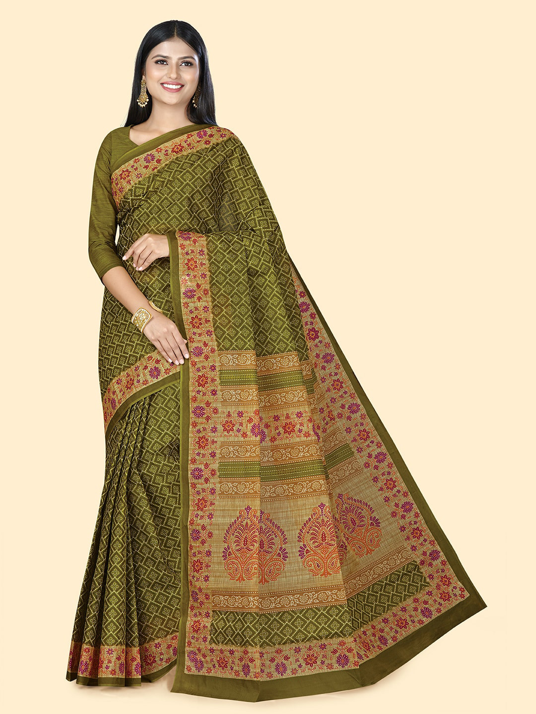

SHANVIKA Ethnic Motifs Printed Pure Cotton Block Print Saree, Green