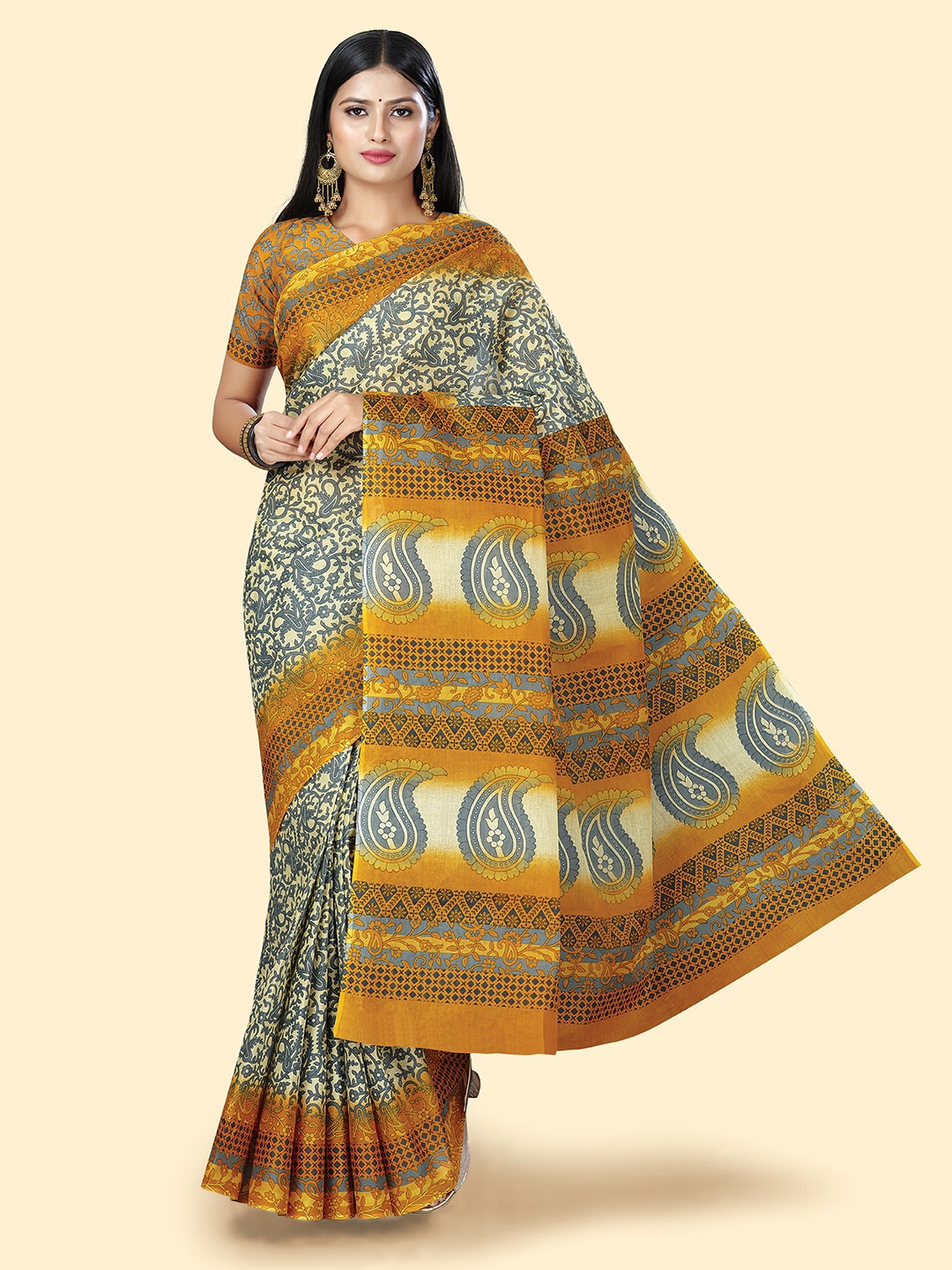 

SHANVIKA Paisley Printed Pure Cotton Block Print Saree, Beige