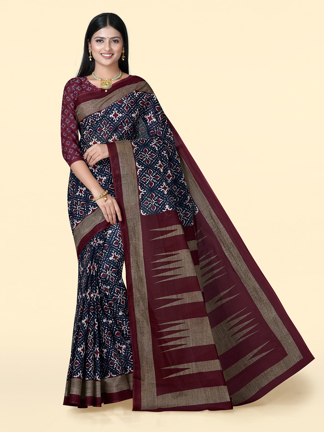 

SHANVIKA Ethnic Motifs Printed Pure Cotton Block Print Saree, Navy blue