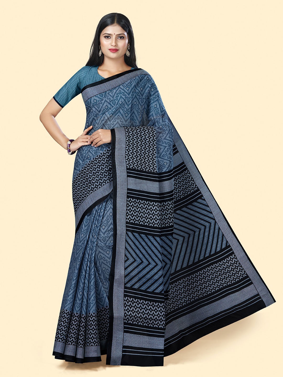 

SHANVIKA Ethnic Motifs Printed Pure Cotton Block Print Saree, Blue