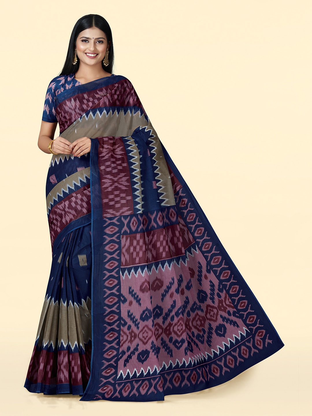 

SHANVIKA Abstract Block Printed Pure Cotton Saree, Blue