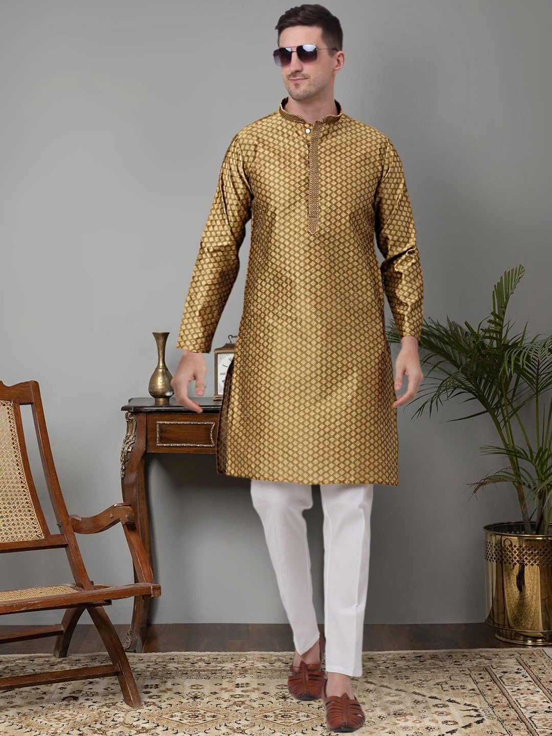 

Jompers Woven Design Mandarin Collar Kurta With Pyjamas, Mustard