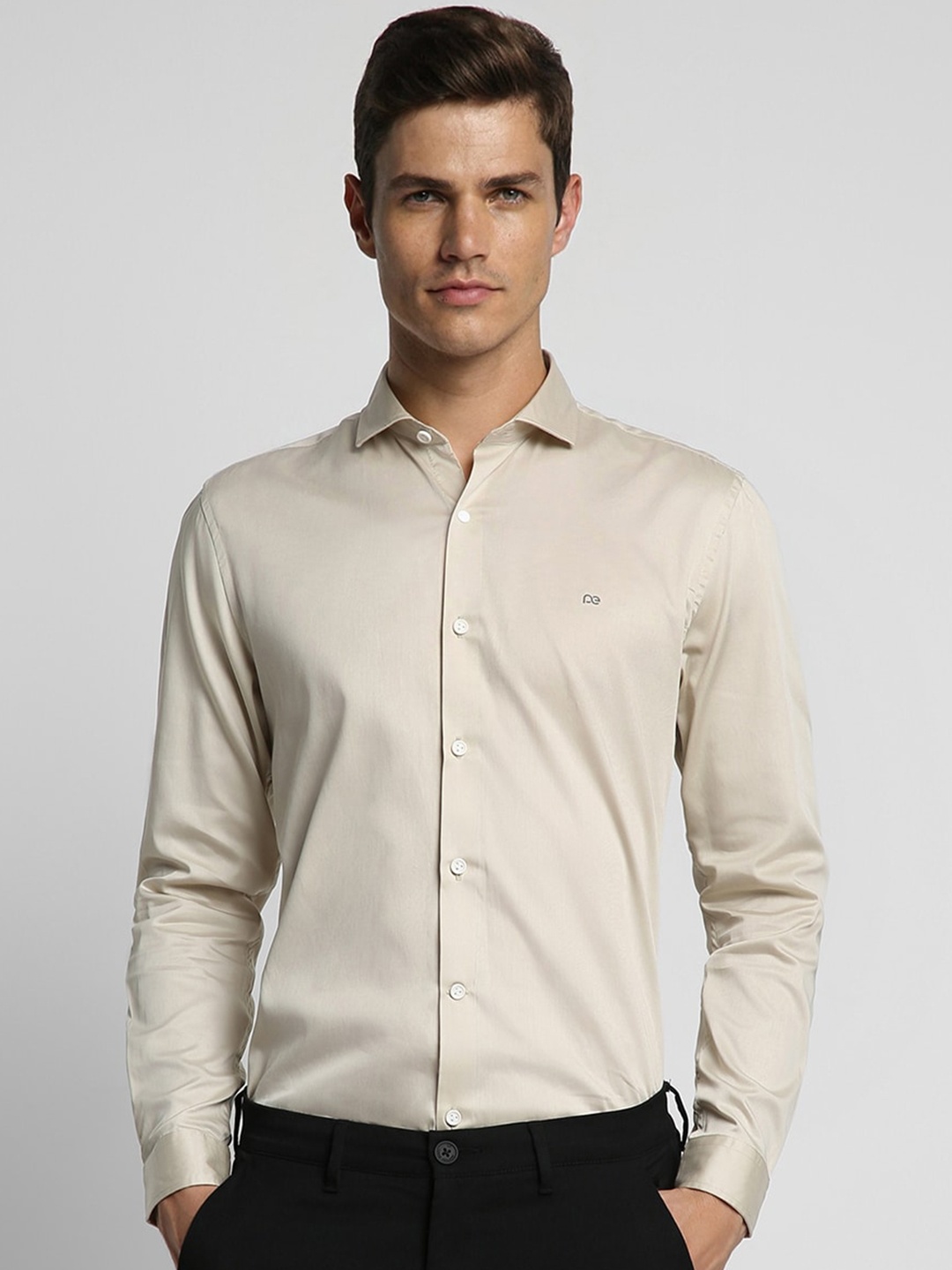 

Peter England Slim Fit Opaque Formal Shirt, Beige