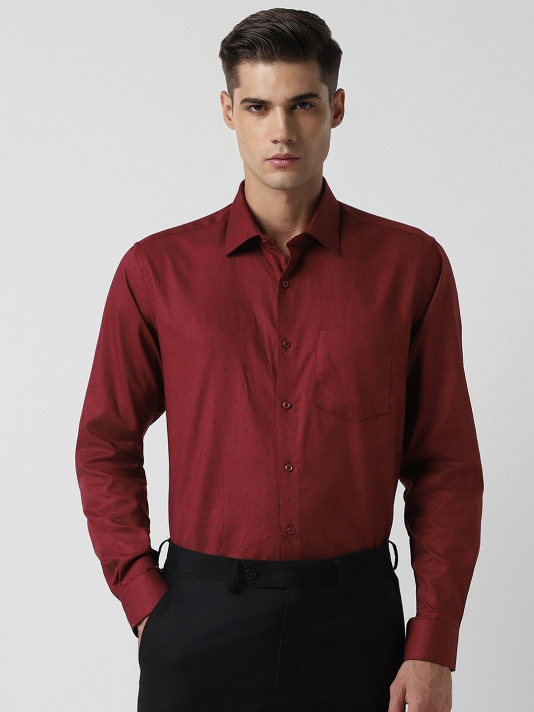 

Van Heusen Slim Fit Polka Dot Printed Spread Collar Pure Cotton Formal Shirt, Maroon