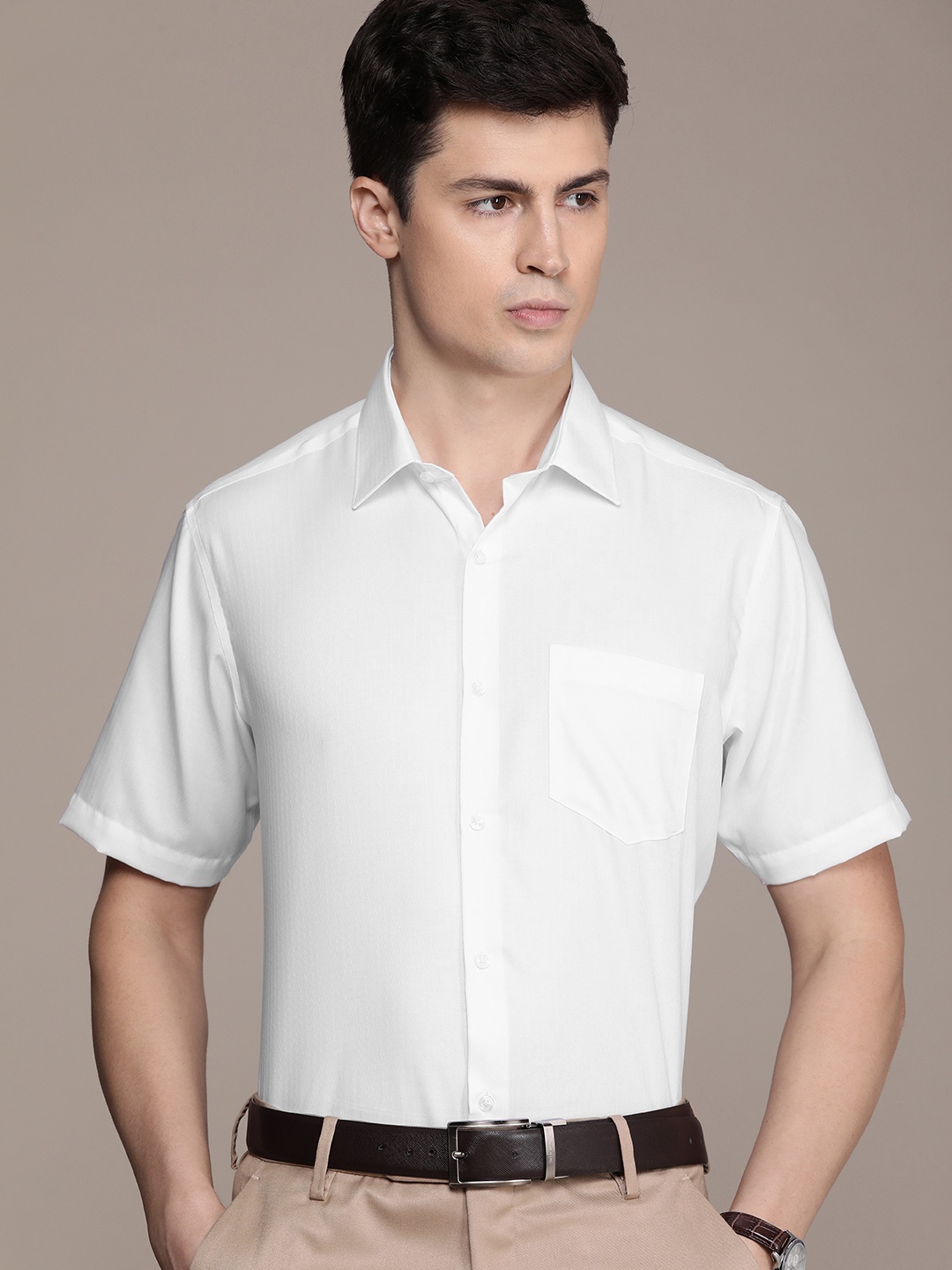 

Van Heusen Durapress Slim Fit Spread Collar Pure Cotton Wrinkle Resistant & Easy Care Formal Shirt, White