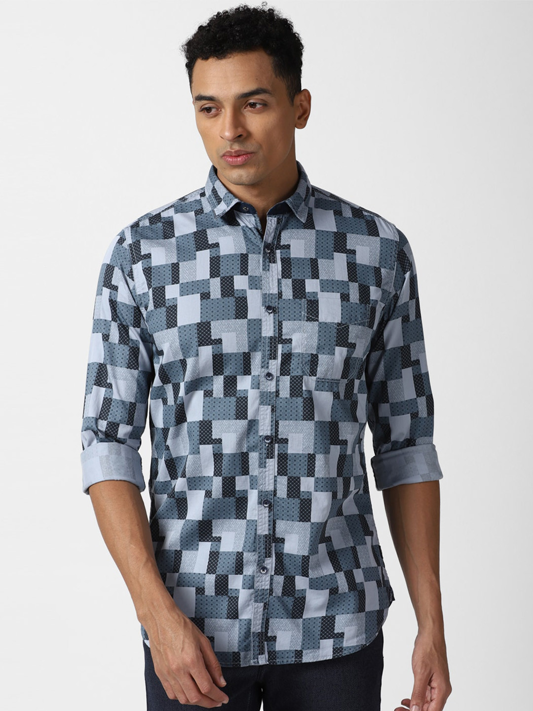 

VAN HEUSEN DENIM LABS Geometric Printed Spread Collar Cotton Slim Fit Casual Shirt, Blue