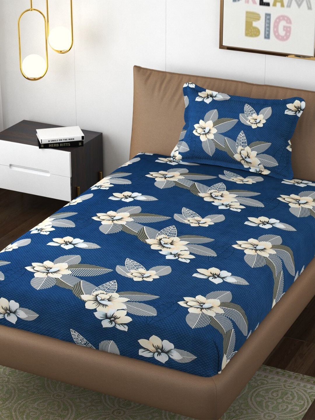 

Bajo's Blue & White Floral Cotton 210 TC Fitted Single Bedsheet with 1 Pillow Cover