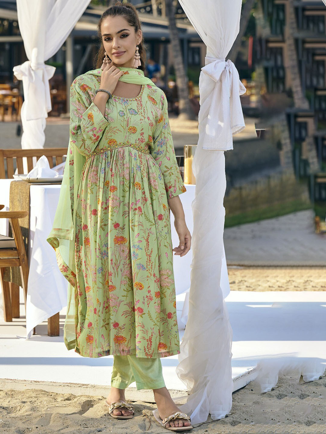 

AUTUMN LANE Floral Printed Beads And Stones Kurta With Salwar & Dupatta, Green