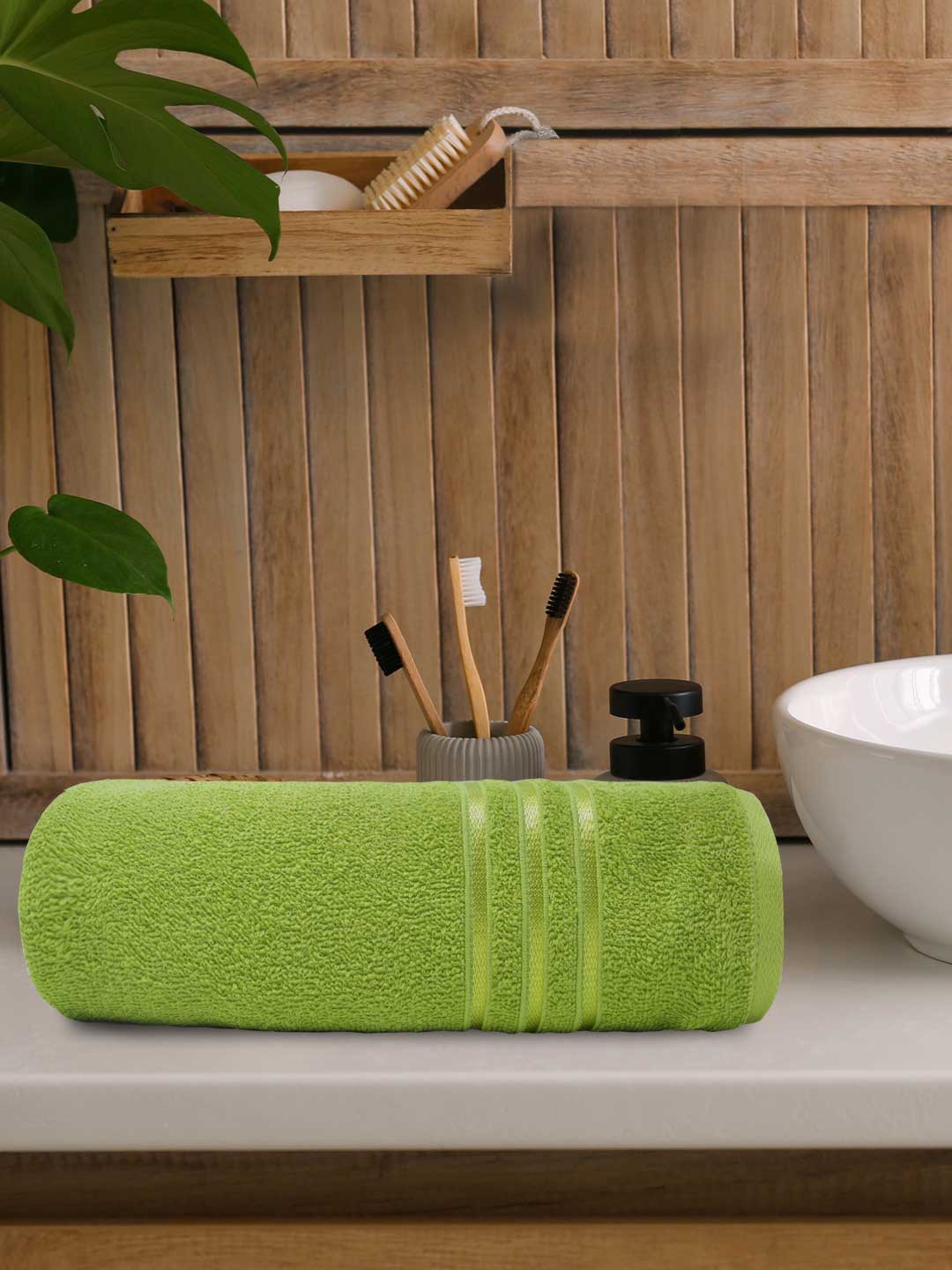 

MYTRIDENT Green 400GSM Pure-Cotton Bath Towel
