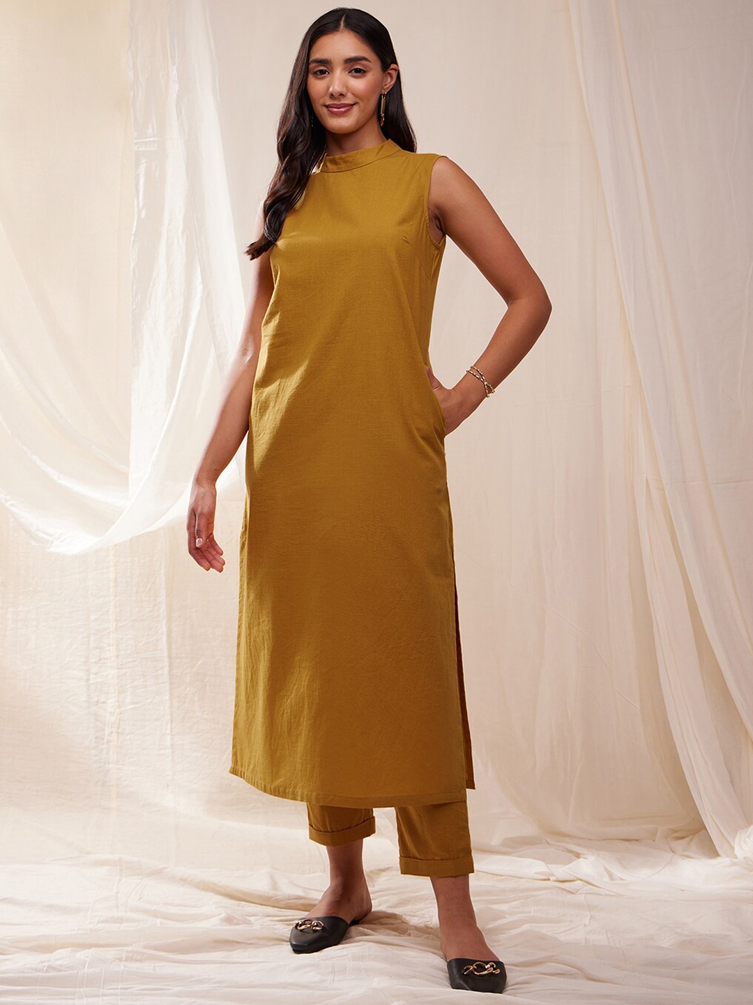 

Pink Fort High Collar Sleeveless Straight Cotton Kurta, Yellow
