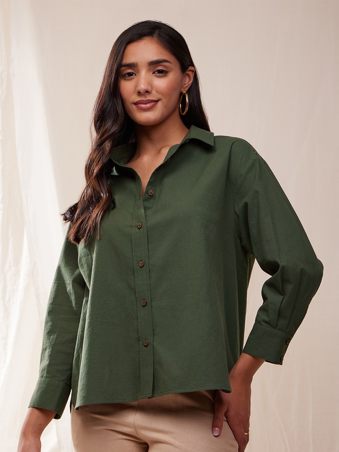 

Pink Fort Spread Collar Pure Cotton Shirt, Green