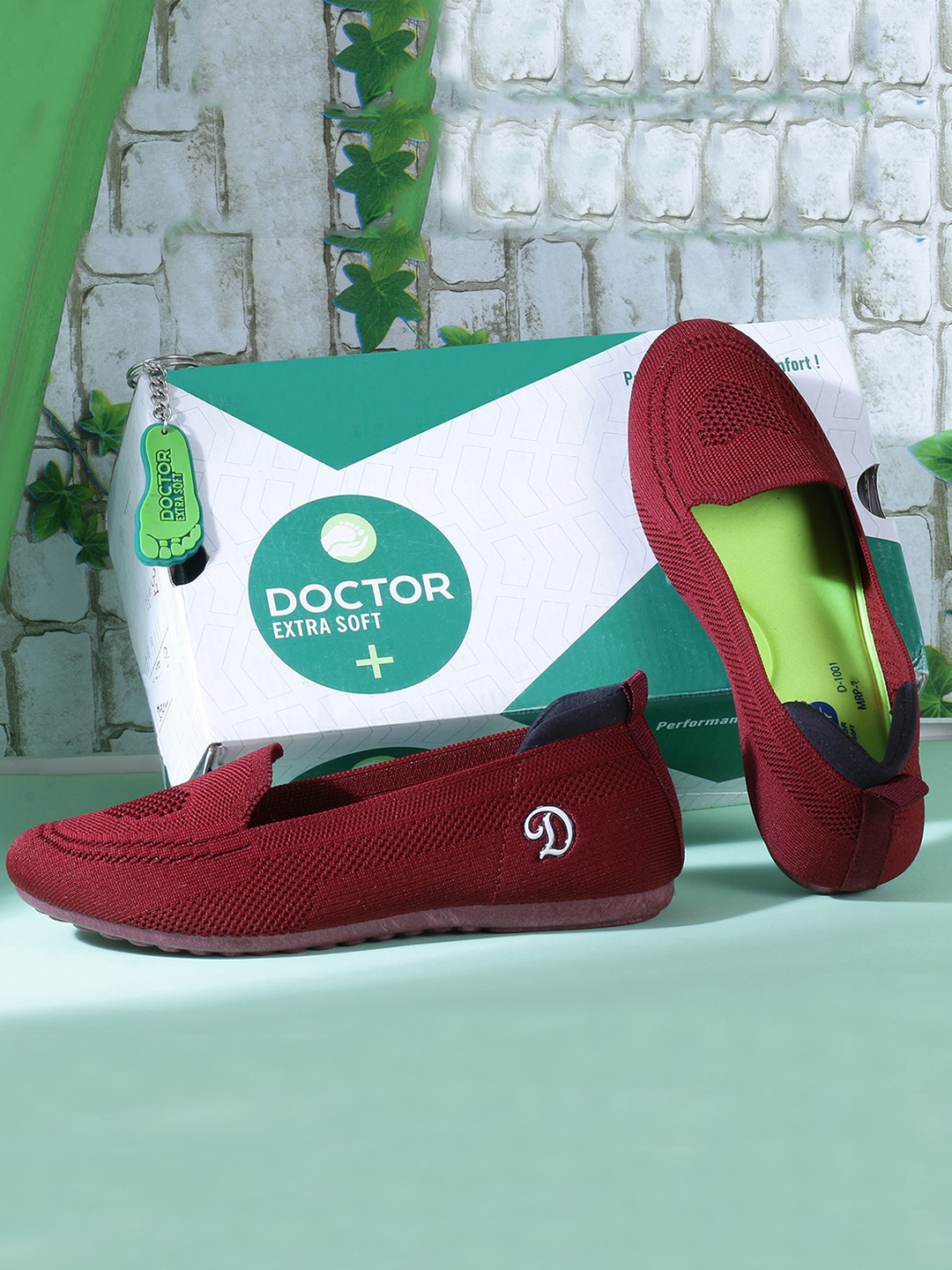 

DOCTOR EXTRA SOFT Women Textured Lightweight Memory Foam Insole Canvas Slip-On Sneakers, Maroon