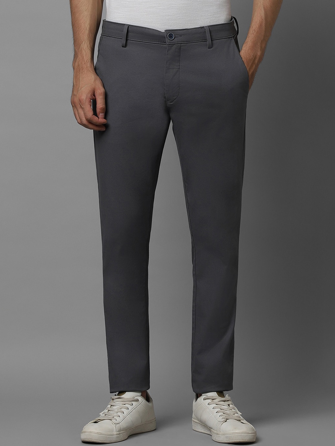 

Louis Philippe Sport Men Slim Fit Mid-Rise Trousers, Grey