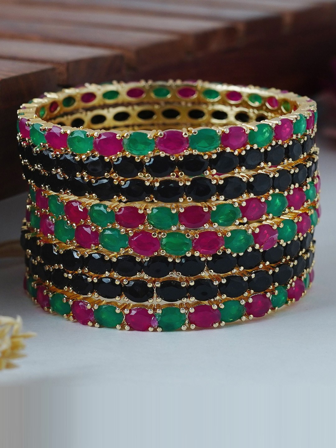 

MANSIYAORANGE Set Of 8 Gold-Plated Cubic Zirconia & AD-Studded Bangles