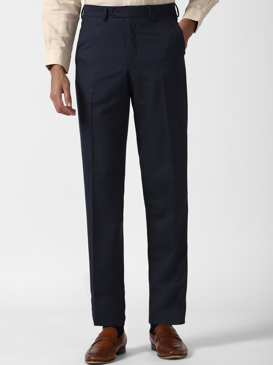 

Van Heusen Men Regular Fit Formal Trousers, Navy blue