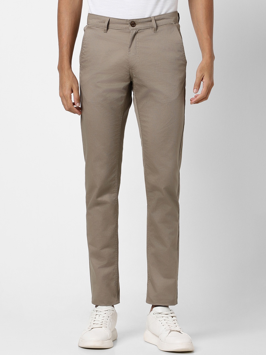 

Van Heusen Sport Men Mid Rise Slim Fit Plain Cotton Chinos Trousers, Brown
