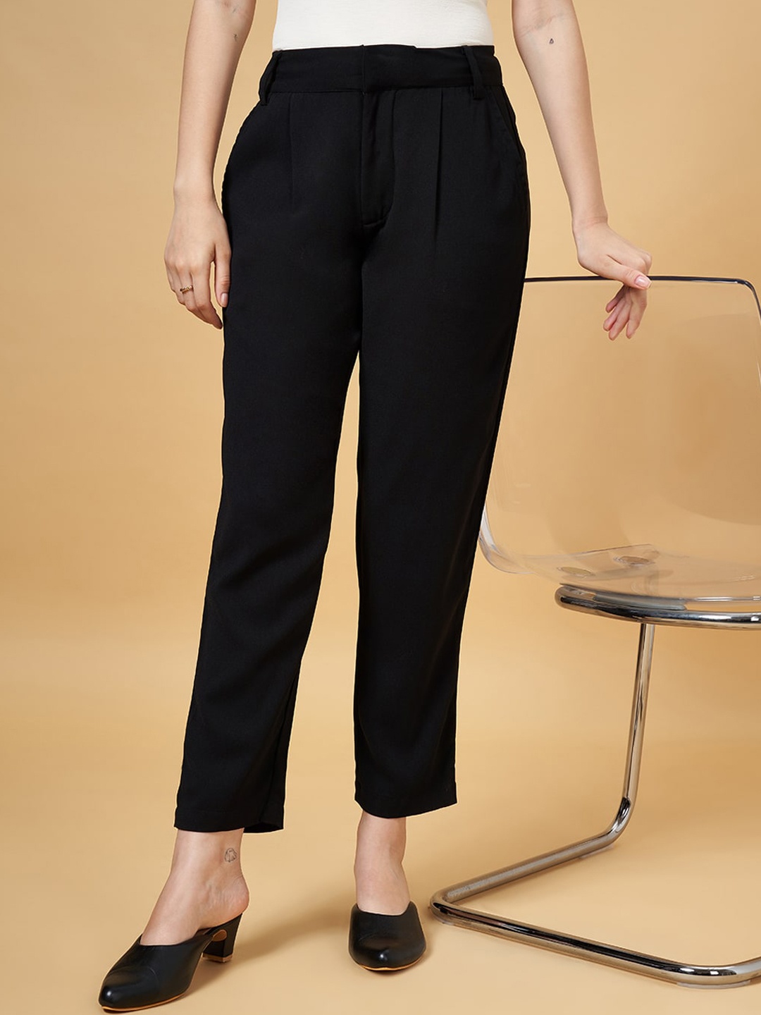 

YU by Pantaloons Women Pleated Trousers, Black