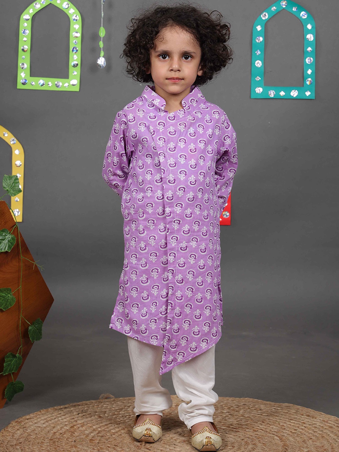 

Maaikid Boys Ethnic Motifs Mandarin Collar Printed Regular Pure Cotton Kurta with Churidar, Purple