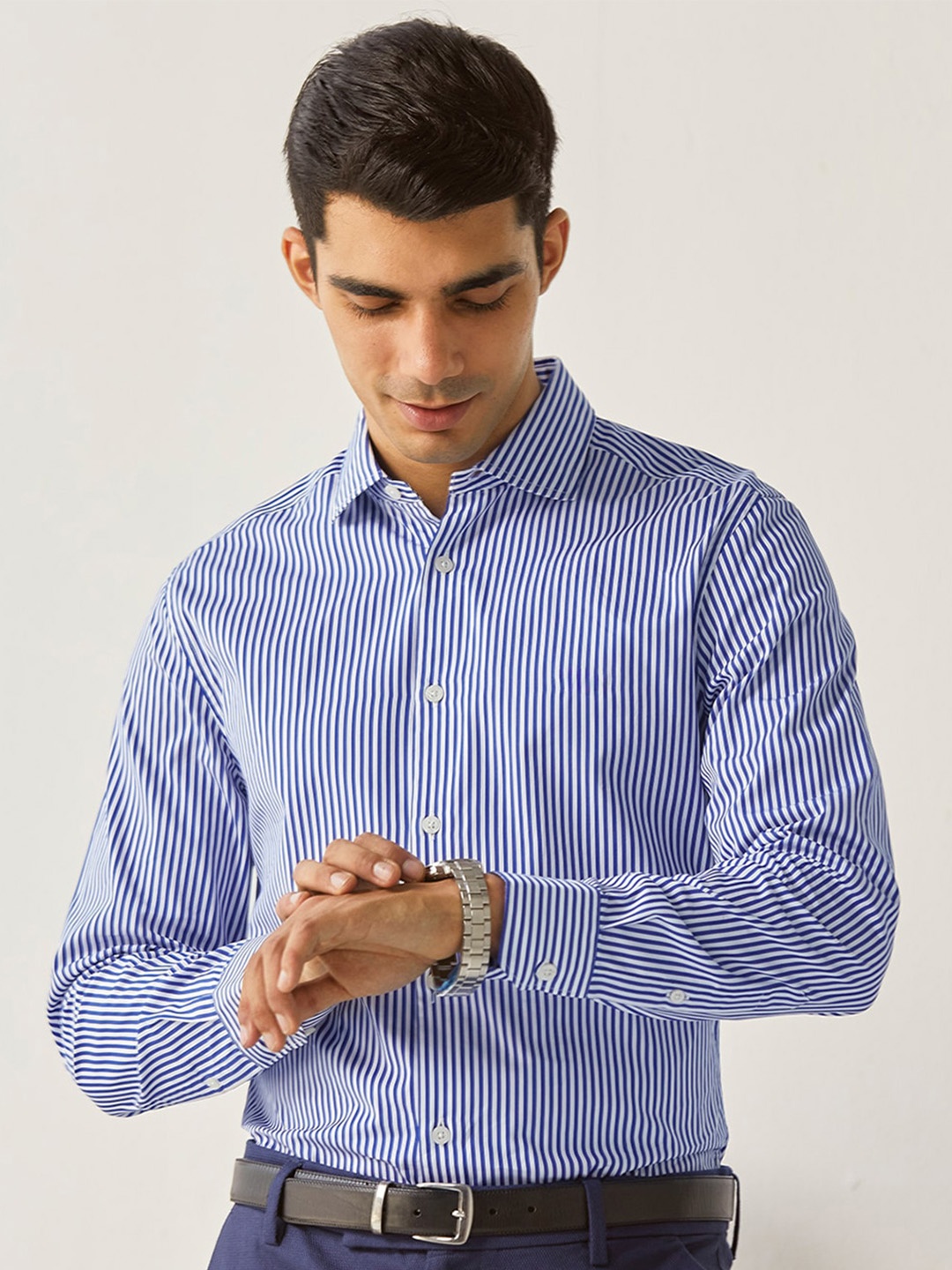 

Andamen Premium Vertical Striped Cotton Formal Shirt, Navy blue