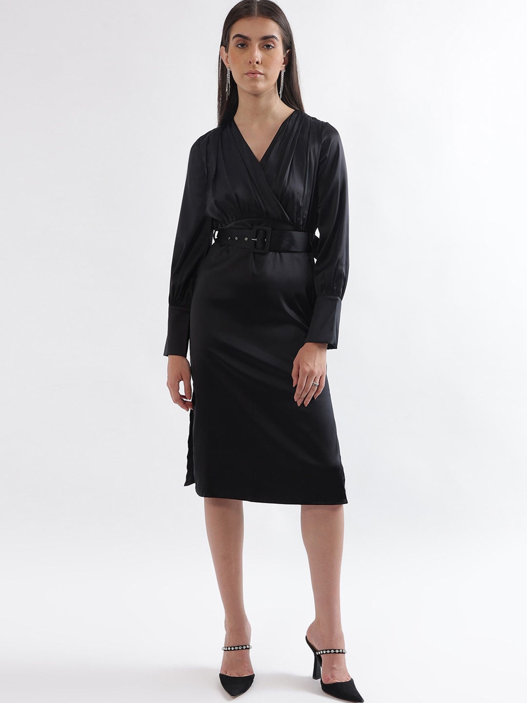 

CENTRESTAGE V-Neck Belted Wrap Dress, Black