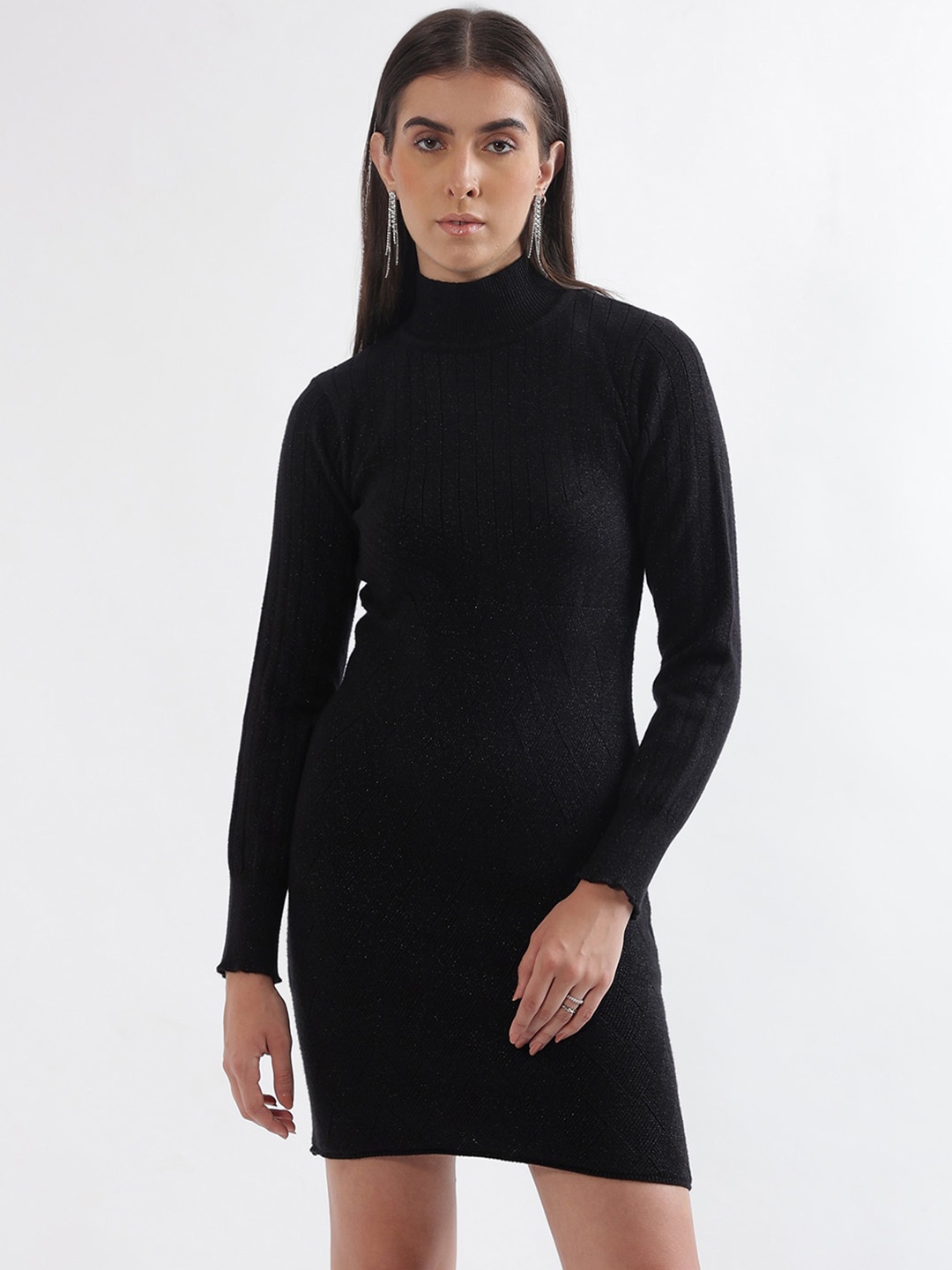 

ELLE Mock Neck Long Sleeves Bodycon Dress, Black