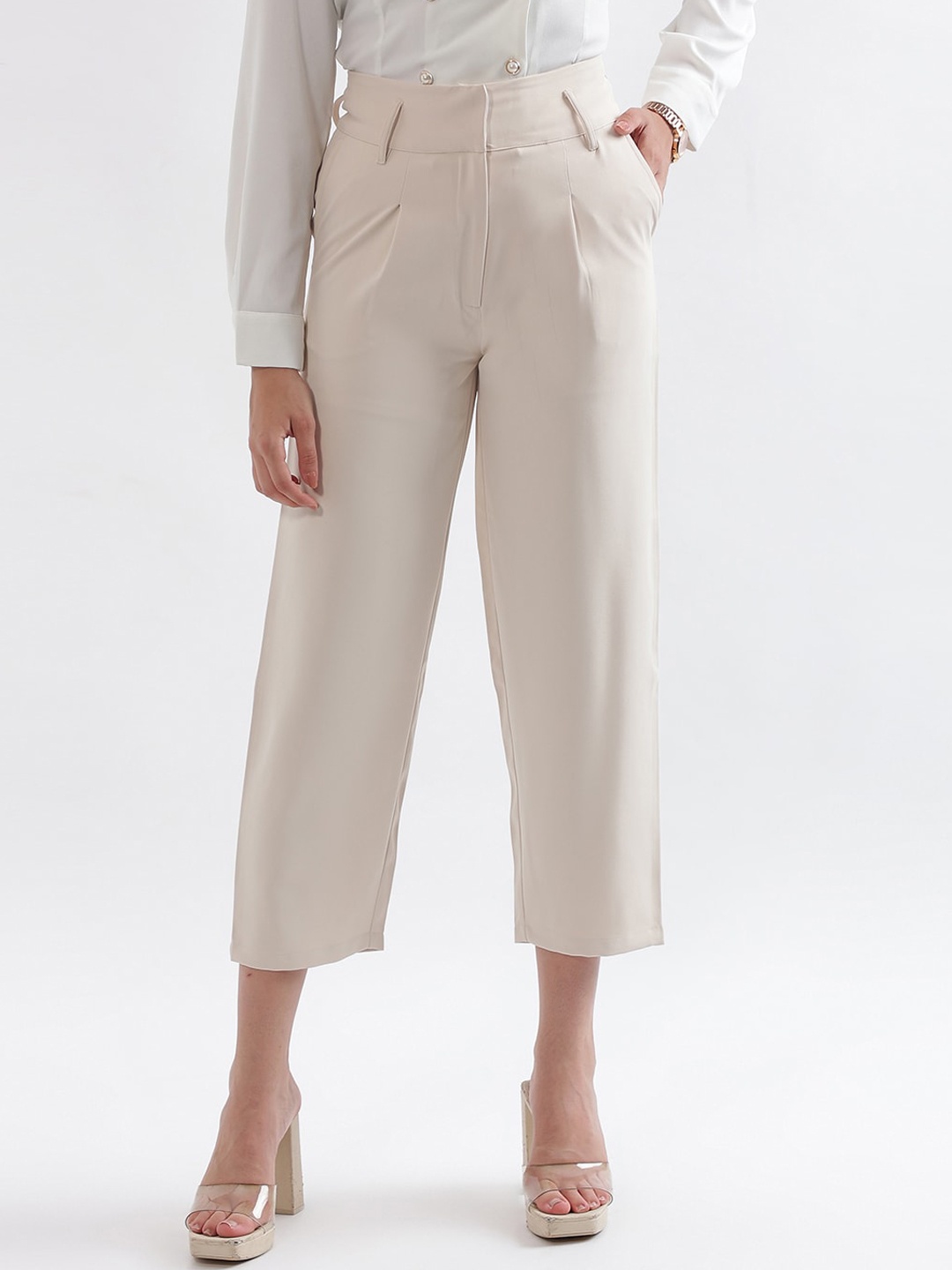 

CENTRESTAGE Women High-Rise Pleated Straight Fit Cropped Culottes, Cream