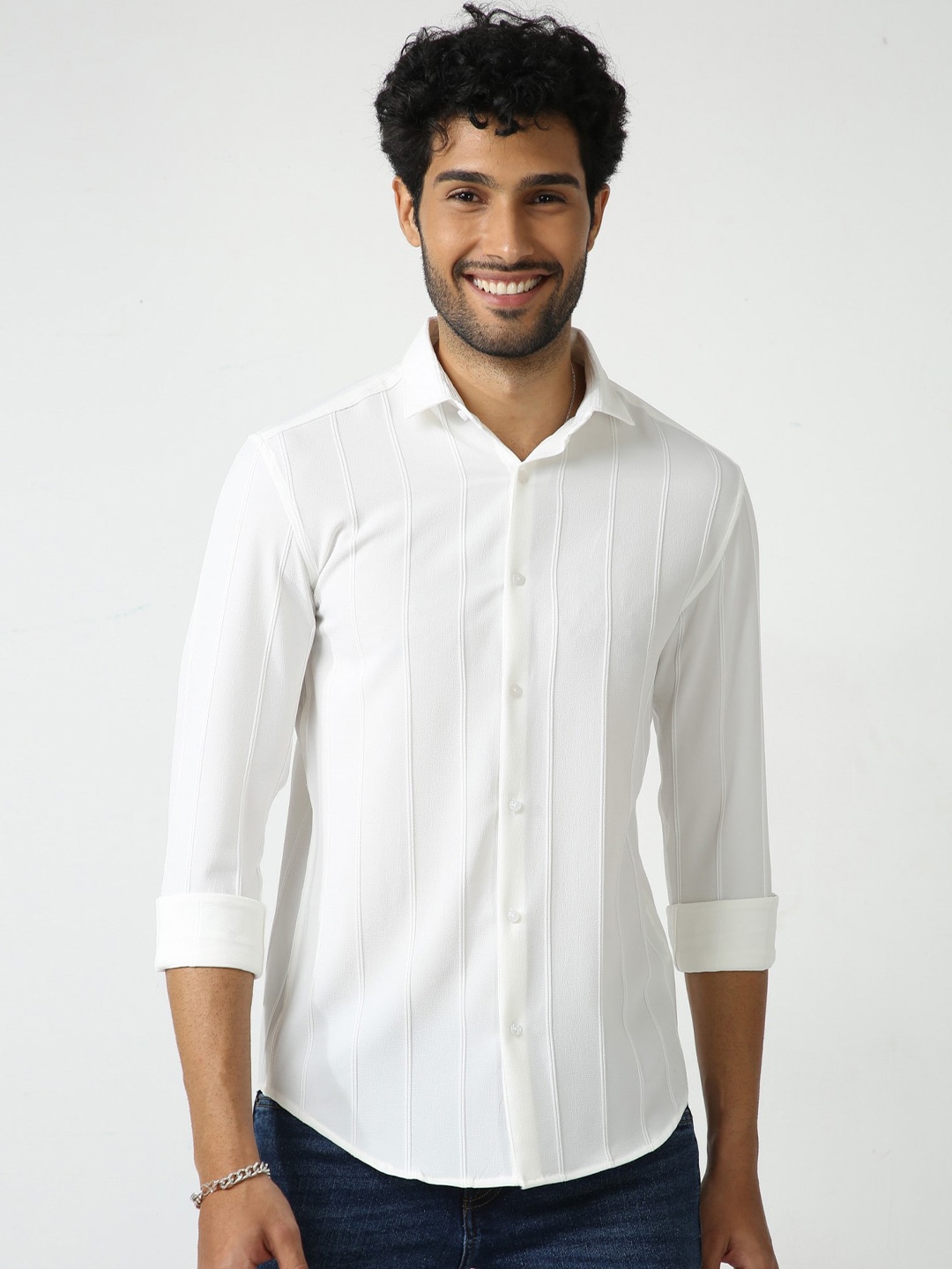 

BADMAASH Slim Fit Opaque Self Design Casual Shirt, White