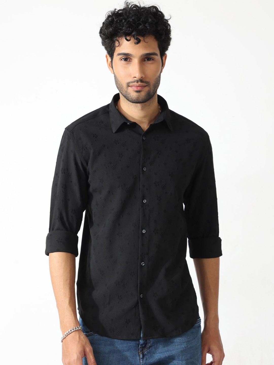 

BADMAASH Slim Fit Floral Self Design Casual Shirt, Black