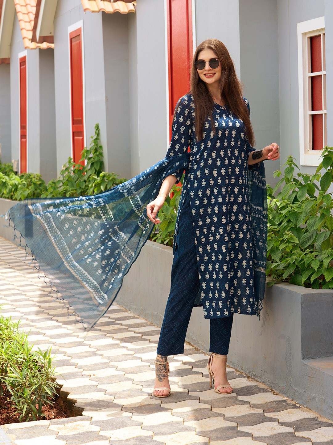 

KALINI Ethnic Motifs Printed Regular Kurta With Trousers & Dupatta, Blue