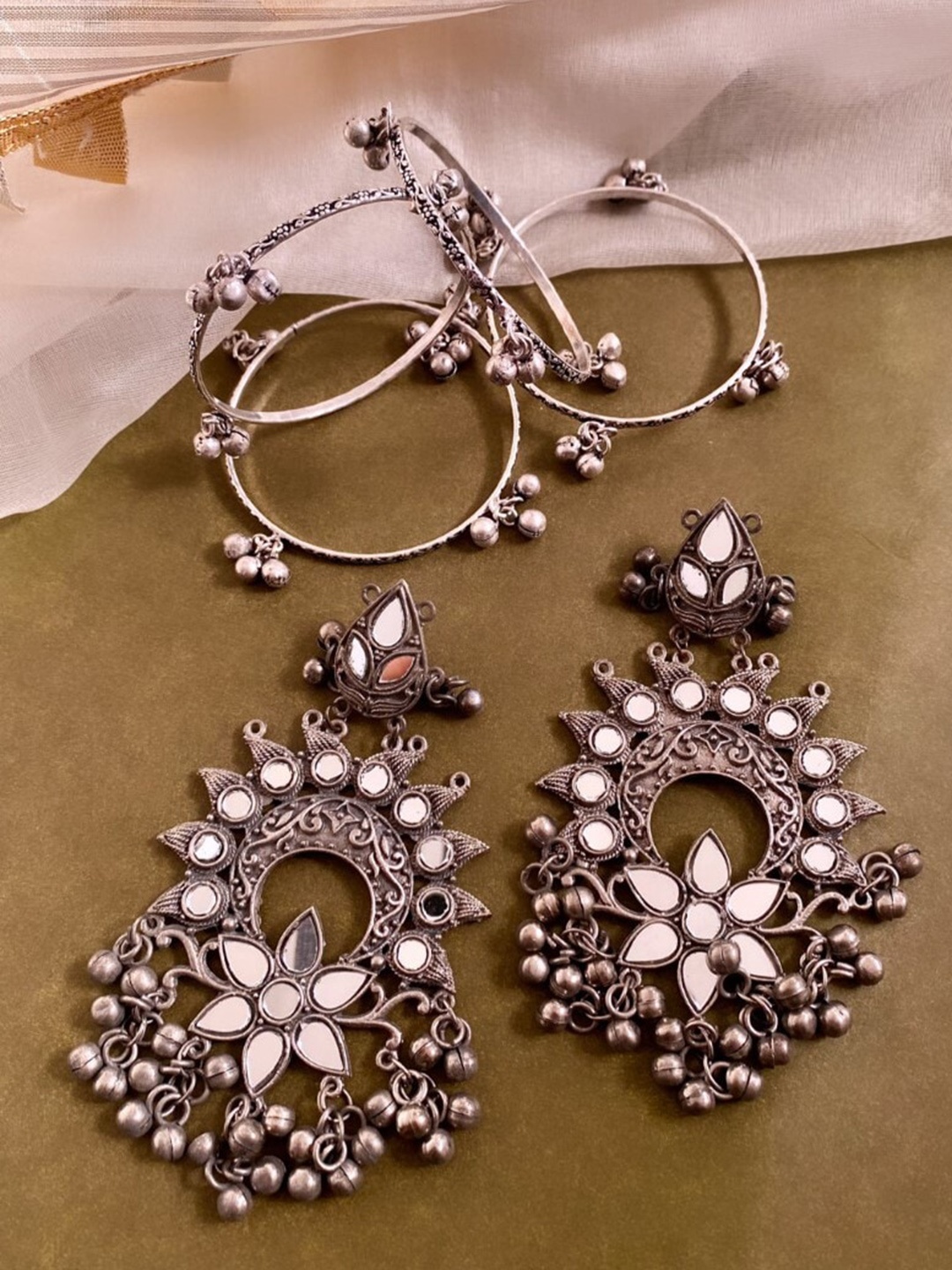 

ATIBELLE Silver-Plated Jewellery Set