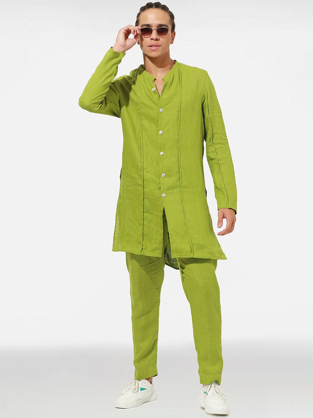 

Komal Kothari Mandarin Collar Linen Kurta with Trousers, Green