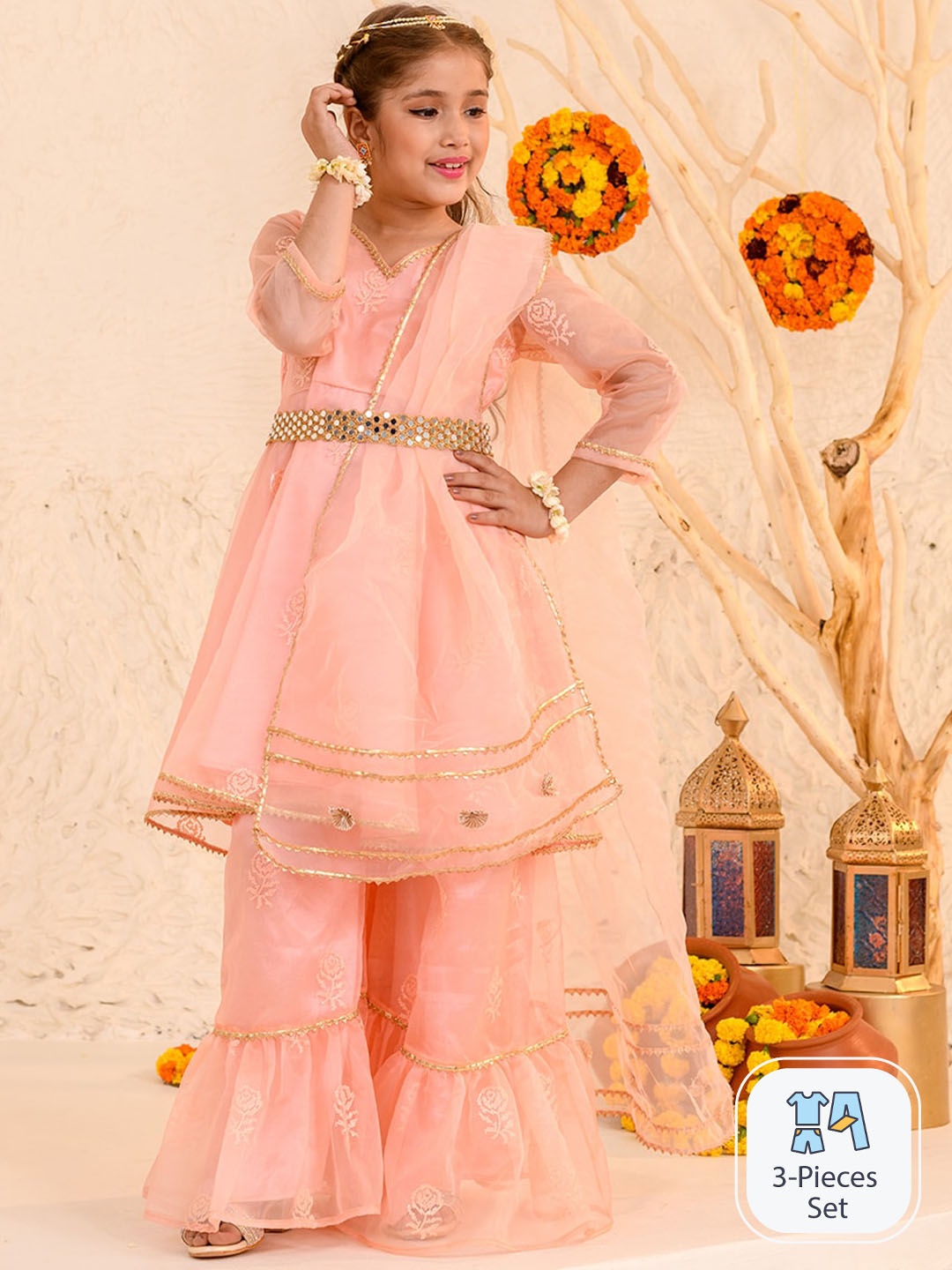 

pspeaches Girls Floral Embroidered Regular Kurta with Sharara & With Dupatta, Peach