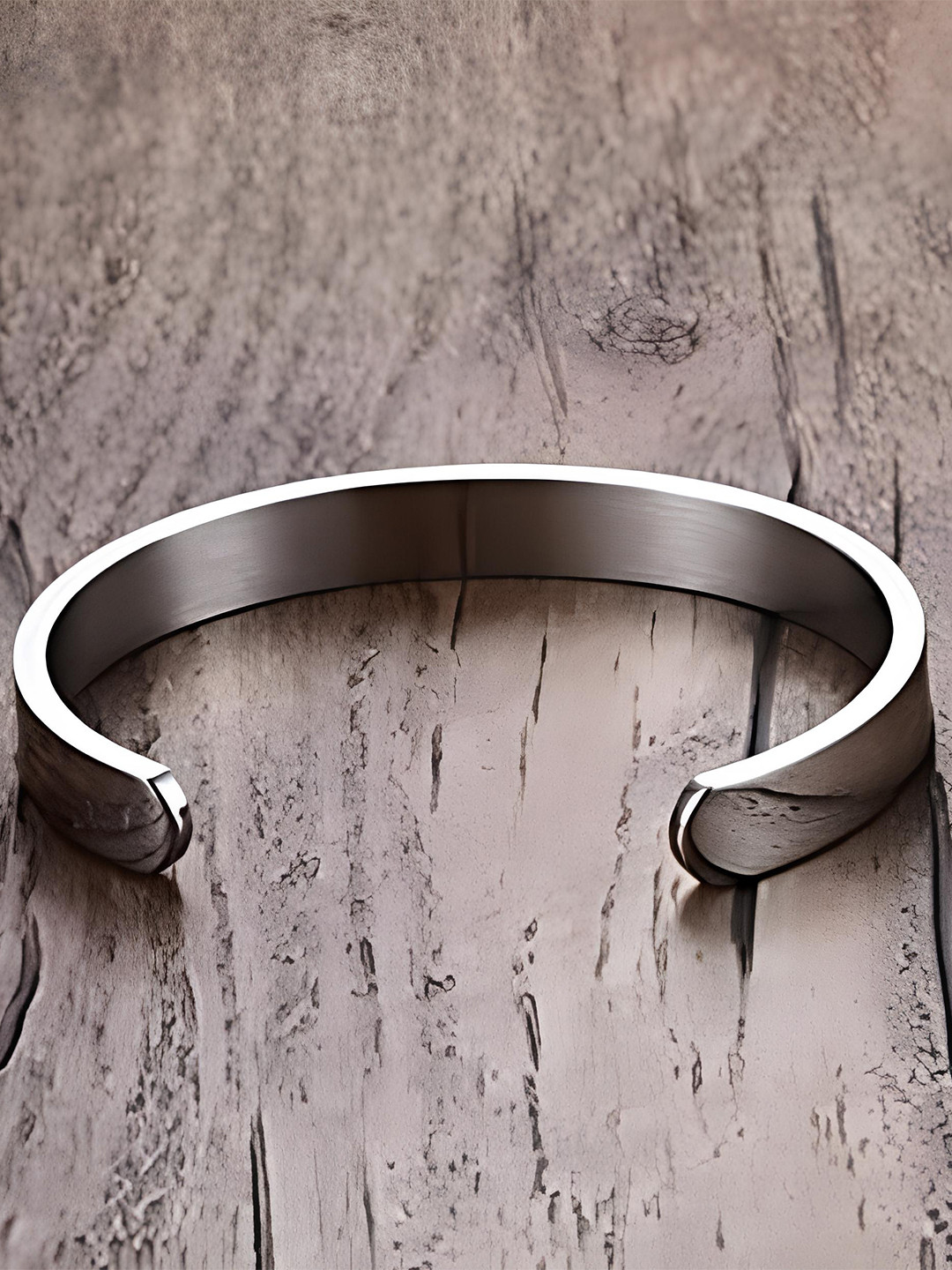 

KARISHMA KREATIONS Unisex Silver-Plated Cuff Bracelet