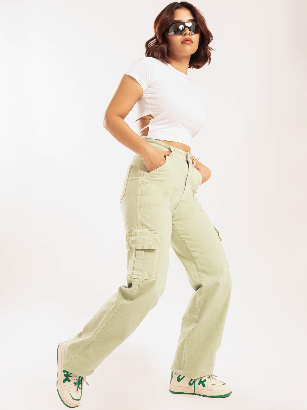 

Off Duty India Women Clean Look Comfort Straight Fit High-Rise Cotton Jeans, Green