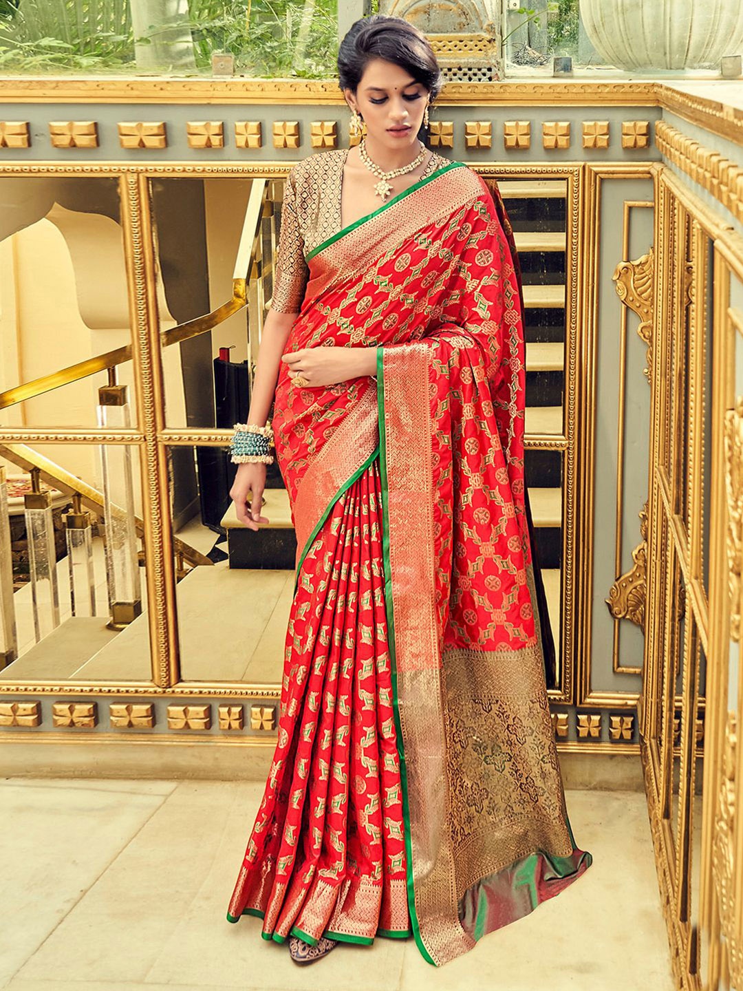 

Satrani Floral Woven Design Zari Art Silk Saree, Red
