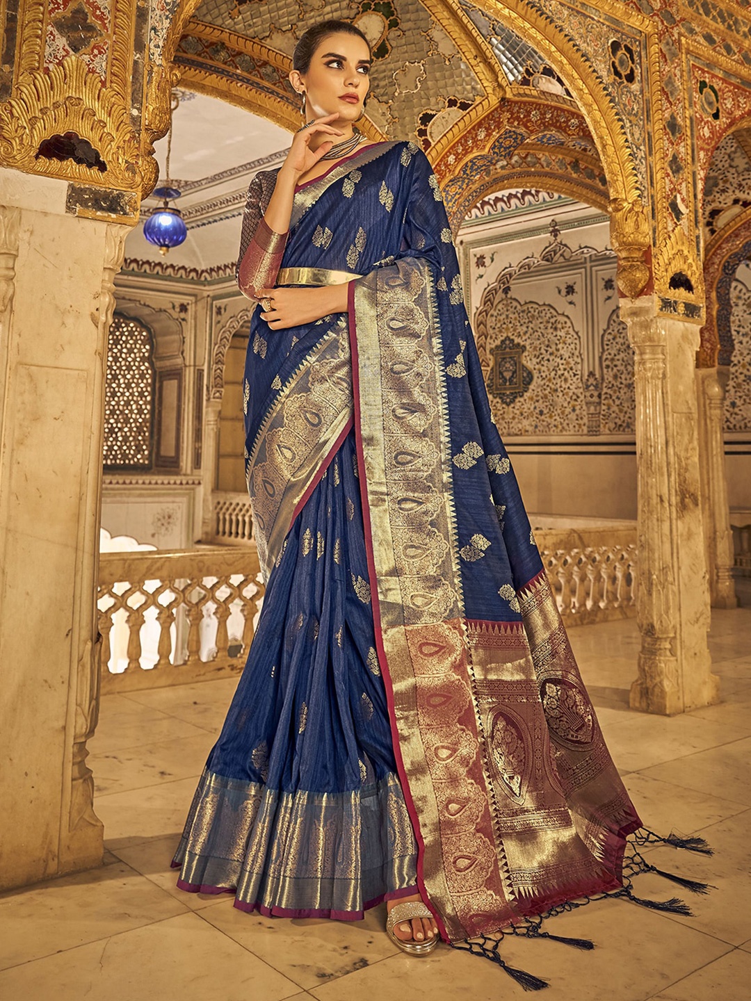 

Satrani Ethnic Motifs Woven Design Zari Jacquard Saree, Navy blue