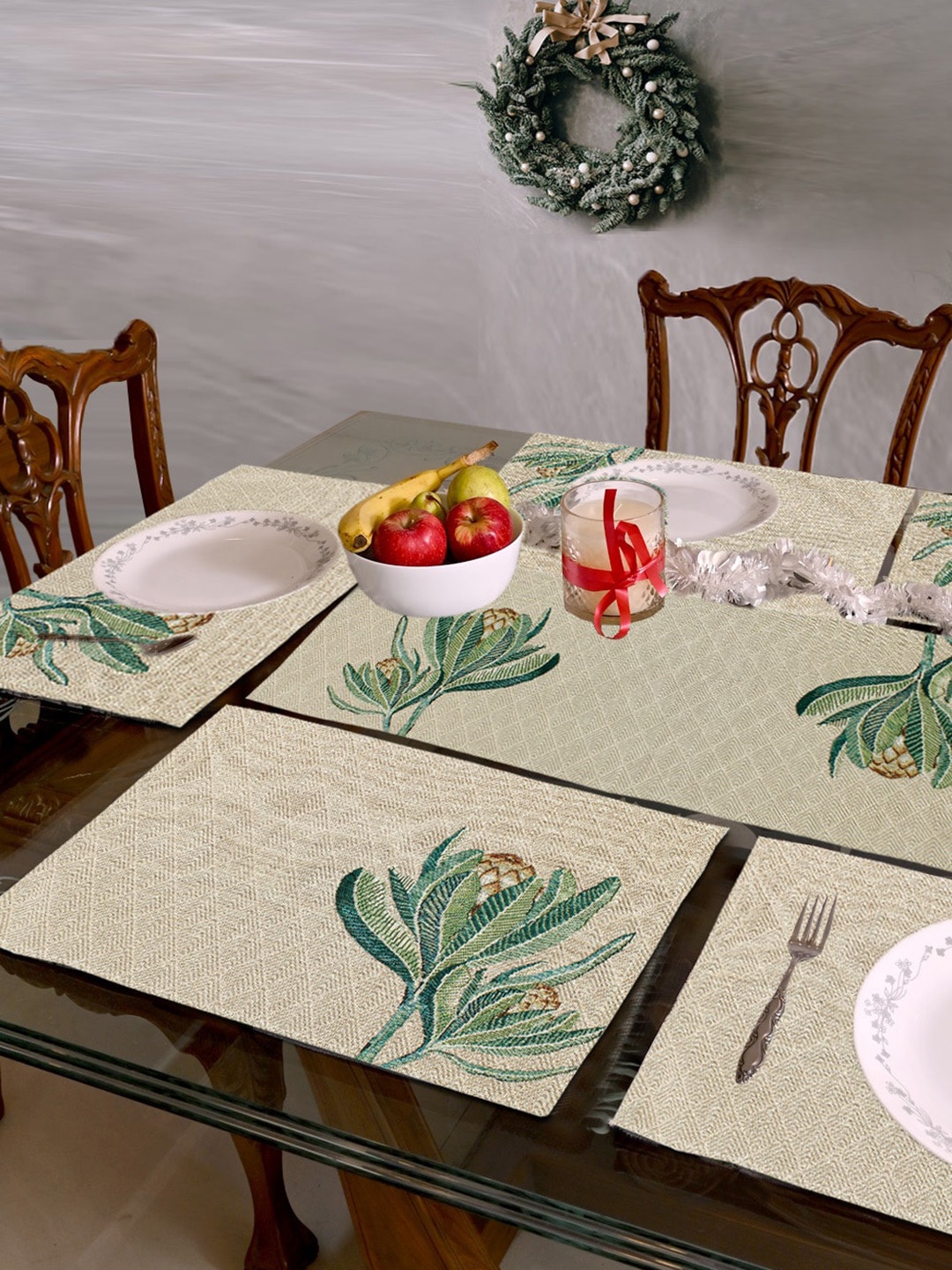 

AVI Living Grey & Green 7 Pieces Printed Rectangle Table Placemats & Runner