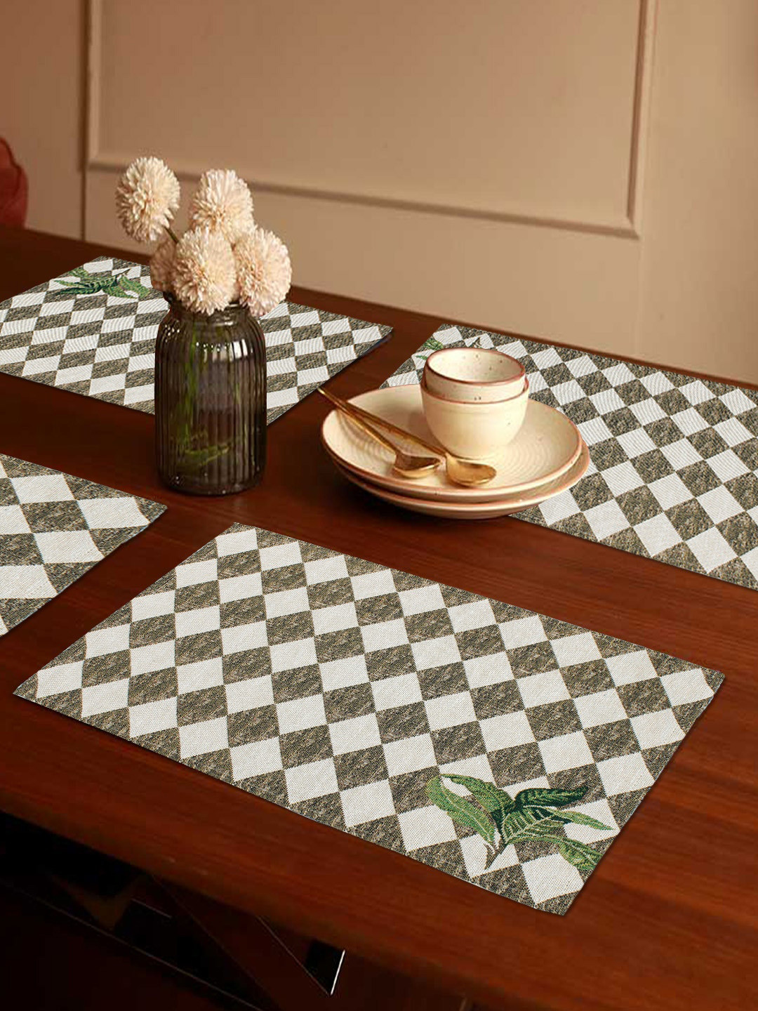 

AVI Living Off White & Green 6 Pieces Floral Jacquard Woven Rectangle Table Placemats